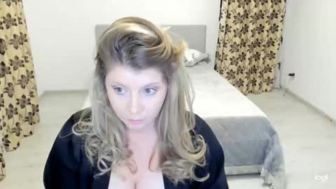 blondysarah online show from March 5, 2026, 9:11 pm