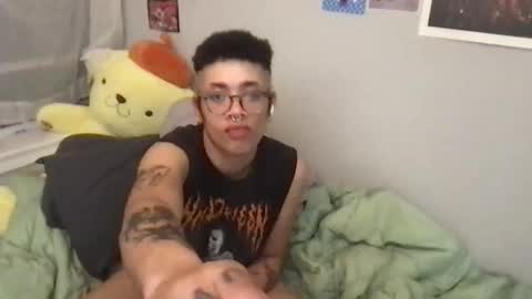 bloodrushbabe online show from April 24, 2026, 2:25 am