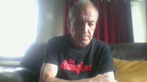 bloody52 online show from May 18, 2026, 8:53 am
