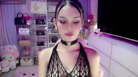 aivee online show from October 10, 2025, 6:23 am