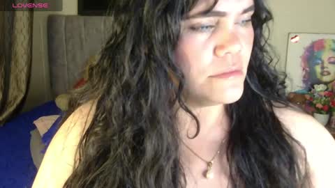 kate online show from October 27, 2025, 1:31 am