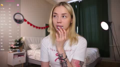 Adeline online show from March 7, 2026, 5:37 am