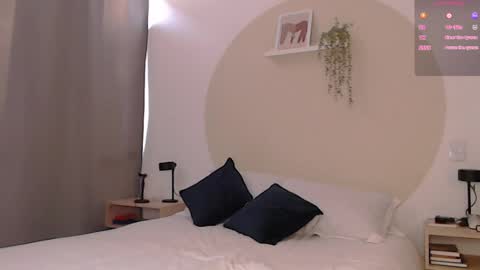 Blue online show from December 6, 2024, 1:44 pm