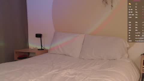 Blue online show from December 14, 2024, 11:12 pm