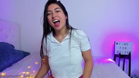 Linda  online show from February 16, 2026, 2:02 pm