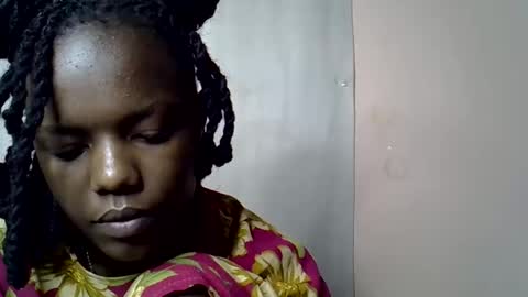 blue_savagee online show from November 1, 2025, 10:28 am