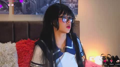 blue_sixx online show from November 7, 2025, 10:32 pm