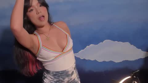 Blue online show from October 18, 2025, 7:53 am