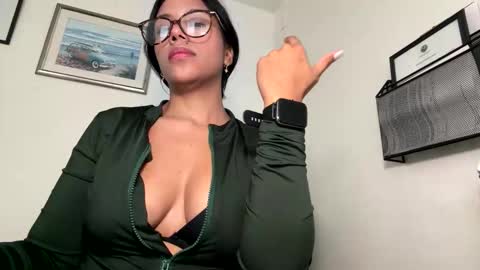 Snapshot of blueaby1 chatting on February 11, 2026, 2:55 pm blueaby1 online show from February 11, 2026, 2:55 pm