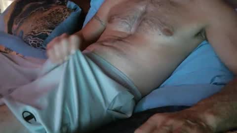 blueb3091 online show from April 25, 2026, 3:42 am