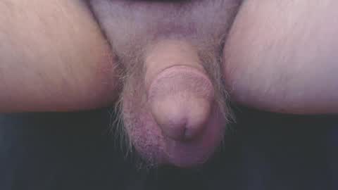 bluebee420 online show from February 19, 2025, 9:17 am