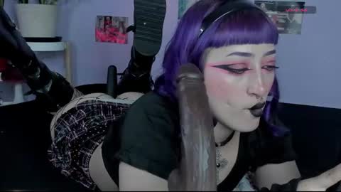 Snapshot of blueberry_____ chatting on June 30, 2026, 4:13 am Sophie online show from June 30, 2026, 4:13 am