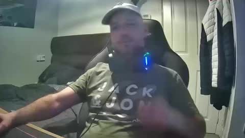 bluebirdflame1 online show from December 22, 2024, 3:22 am