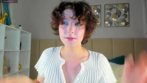 Snapshot of bluebreeze8 chatting on June 8, 2026, 3:18 am Charlotte dont forget to thumbs up me online show from June 8, 2026, 3:18 am