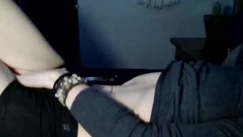 Blueeyedlie online show from February 16, 2026, 2:57 pm