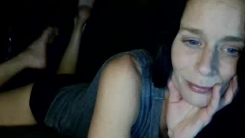 Blueeyedlie online show from April 30, 2026, 3:46 am