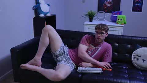 blueeyedtallguy online show from September 16, 2025, 2:34 am