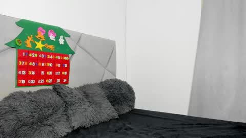 blueeyeslexxxy online show from December 2, 2025, 7:25 am