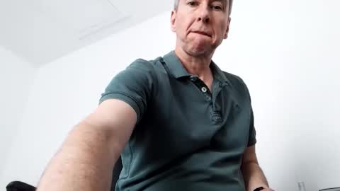 Snapshot of blueeyesteele chatting on June 2, 2026, 1:57 pm blueeyesteele online show from June 2, 2026, 1:57 pm