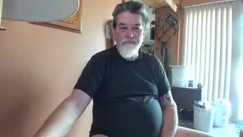 bluegill_grr online show from April 21, 2026, 3:28 pm