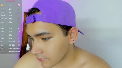 alexander online show from November 26, 2025, 10:55 pm