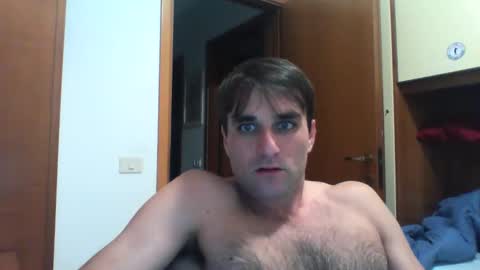 bluejoee online show from October 20, 2025, 5:02 pm