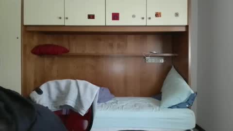 bluejoee online show from March 31, 2026, 8:59 am