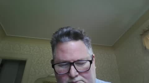 Snapshot of bluemoose70 chatting on September 9, 2025, 3:44 pm bluemoose70 online show from September 9, 2025, 3:44 pm