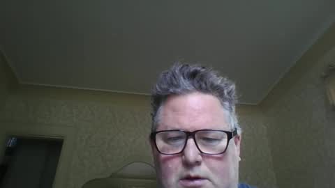 Snapshot of bluemoose70 chatting on October 8, 2025, 2:36 pm bluemoose70 online show from October 8, 2025, 2:36 pm