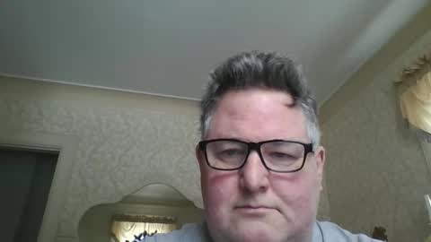 Snapshot of bluemoose70 chatting on February 10, 2026, 7:29 pm bluemoose70 online show from February 10, 2026, 7:29 pm