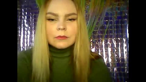 blushing_star online show from February 12, 2025, 7:13 am