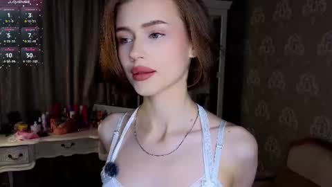 Snapshot of bluuemarine chatting on July 4, 2026, 5:19 pm Mary online show from July 4, 2026, 5:19 pm