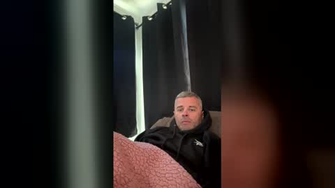 BMATT1903 online show from December 19, 2025, 7:32 pm