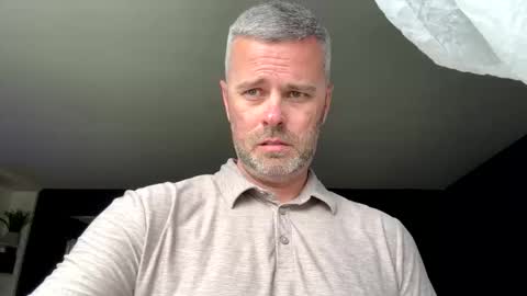 BMATT1903 online show from April 15, 2026, 9:59 pm