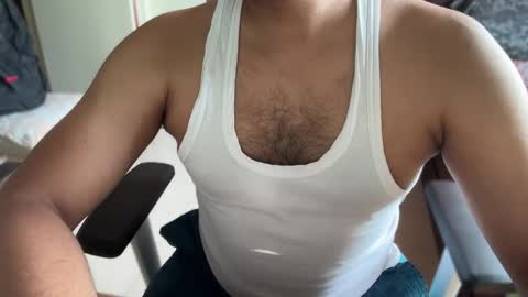 Snapshot of bmporn87 chatting on November 19, 2025, 10:15 am Horny Ben online show from November 19, 2025, 10:15 am