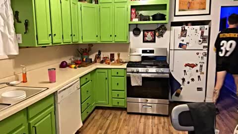 ZuperZexyZounds online show from December 22, 2025, 4:53 am