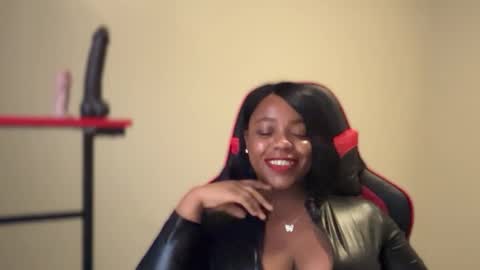 Snapshot of bnwo_goddess chatting on December 1, 2025, 9:42 pm online show from December 1, 2025, 9:42 pm
