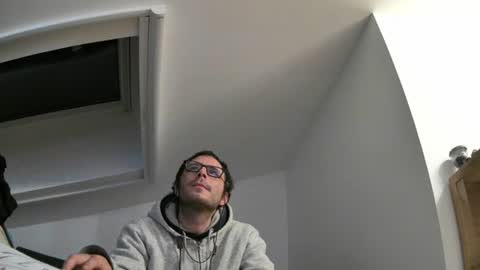 bo22222222 online show from December 2, 2025, 9:58 am