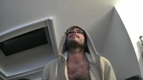 bo22222222 online show from December 23, 2025, 12:52 am