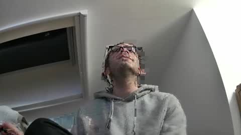 bo22222222 online show from February 13, 2026, 9:33 pm