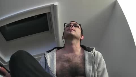 bo22222222 online show from April 20, 2026, 8:54 pm