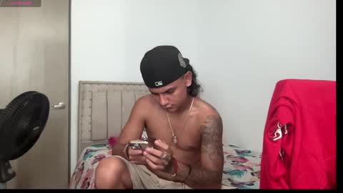 Bob  INDEPENDENT MODEL online show from October 28, 2025, 4:53 pm