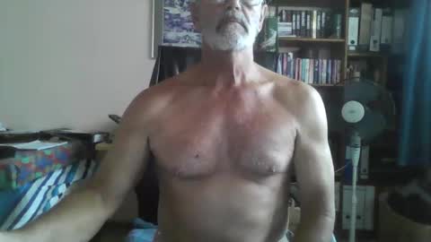 Bobbgud online show from September 12, 2025, 12:38 pm