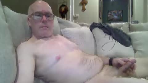 bobblehead31382 online show from January 13, 2026, 10:48 pm