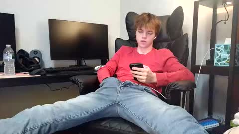 Snapshot of bobby72738 chatting on November 26, 2025, 5:52 am bobby72738 online show from November 26, 2025, 5:52 am