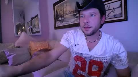 Snapshot of bobbyandsadie chatting on January 9, 2026, 6:16 am Bobby and Sadie online show from January 9, 2026, 6:16 am