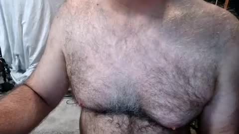 Snapshot of bobbyhill27b chatting on July 17, 2026, 2:07 am BobbyHill27b online show from July 17, 2026, 2:07 am