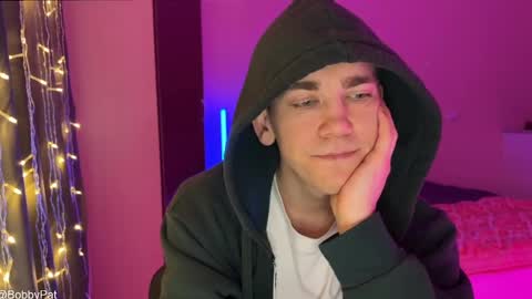 BobbyPattersonPVT-OFFER online show from February 2, 2025, 12:57 pm