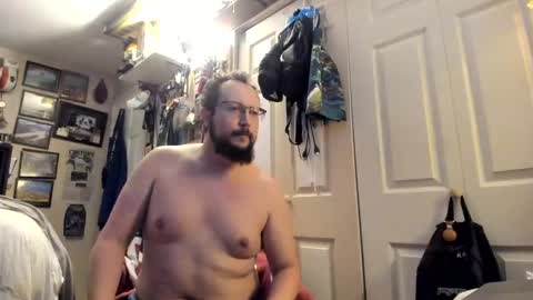 Snapshot of bobs520 chatting on November 19, 2025, 6:02 am Bobby520 online show from November 19, 2025, 6:02 am