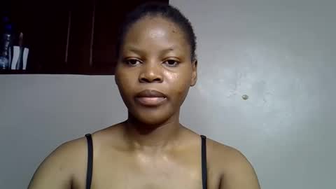 Snapshot of body_desire1 chatting on December 22, 2025, 4:20 am body_desire1 online show from December 22, 2025, 4:20 am